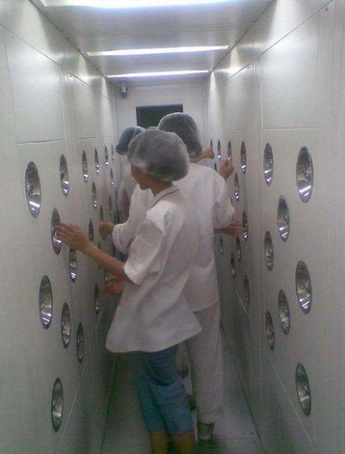 正確使用風(fēng)淋室不僅可以確保其凈化效果 正確使用風(fēng)淋室不僅可以確保其凈化效果